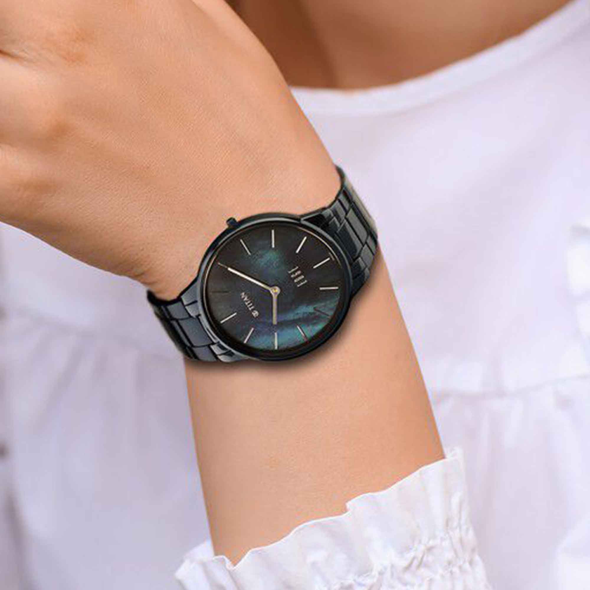Titan Edge Mother Of Pearl Dial Blue Stainless Steel Strap Analog Watch for Women - Image 5